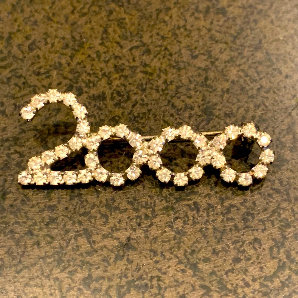🎁‼️ Jeweled 2000 Brooch